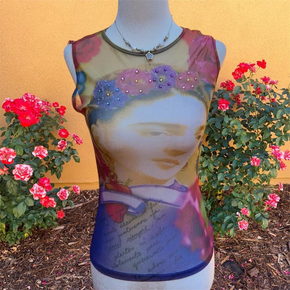 Vintage 90s frida kahlo mesh top